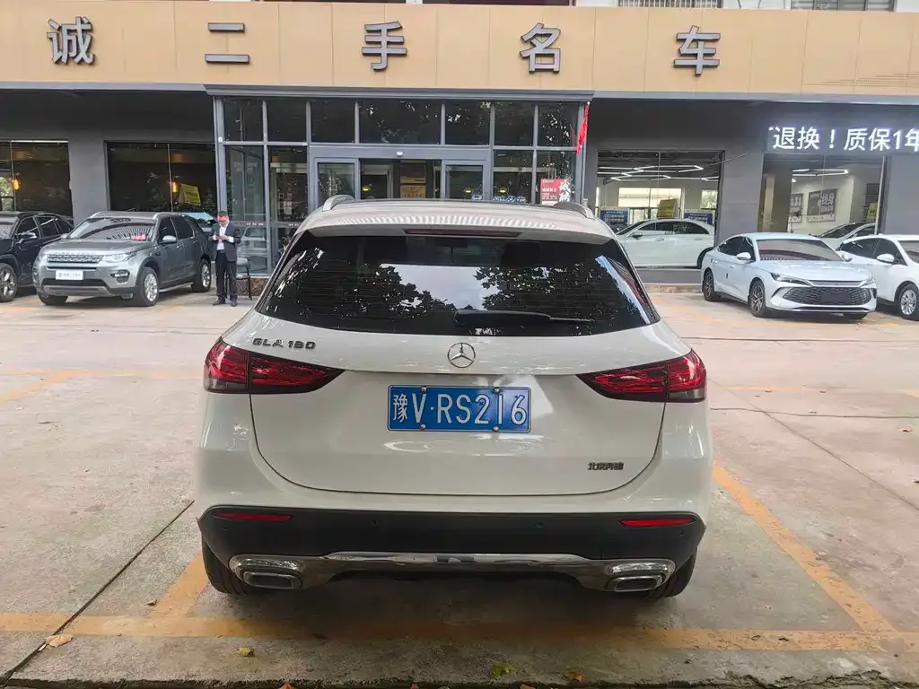Mercedes-Benz GLA — фото 10