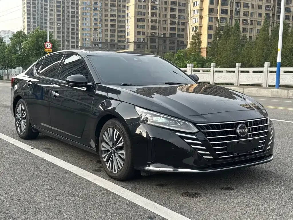 Nissan Teana — фото 7