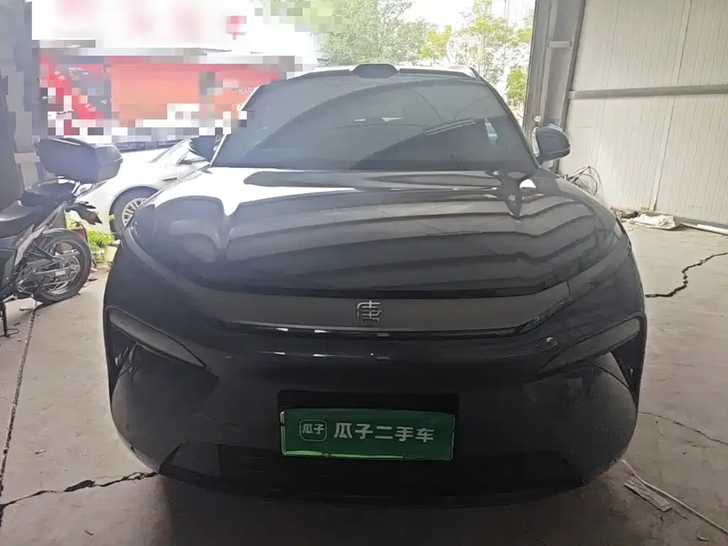 BYD Tang L — фото 2