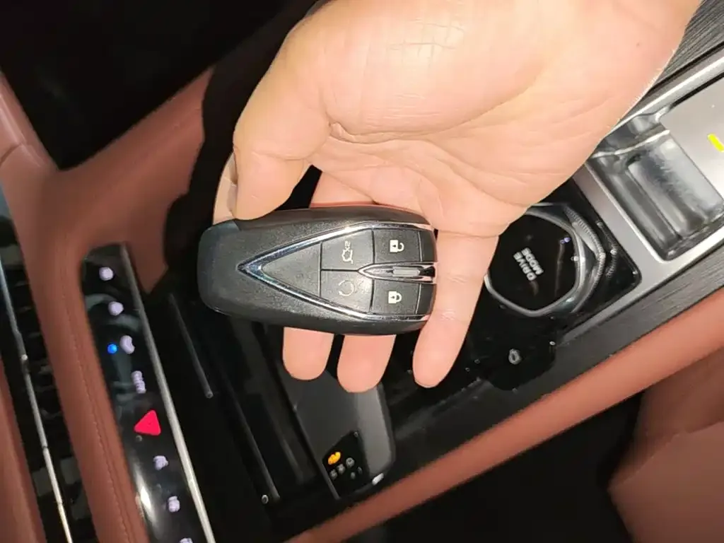 Changan CS75 PLUS — фото 10