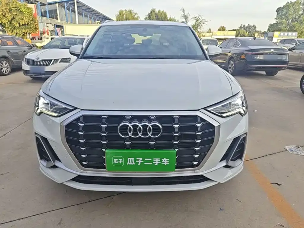 Audi Q3 — фото 5