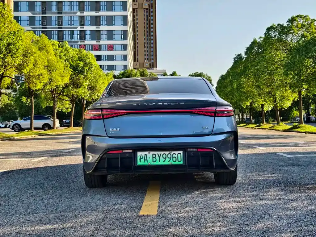 BYD Seal — фото 7