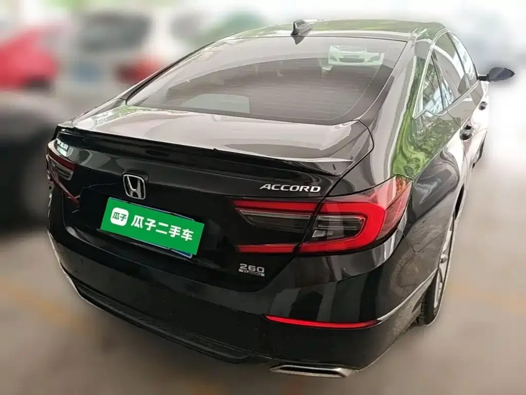 Honda Accord — фото 5