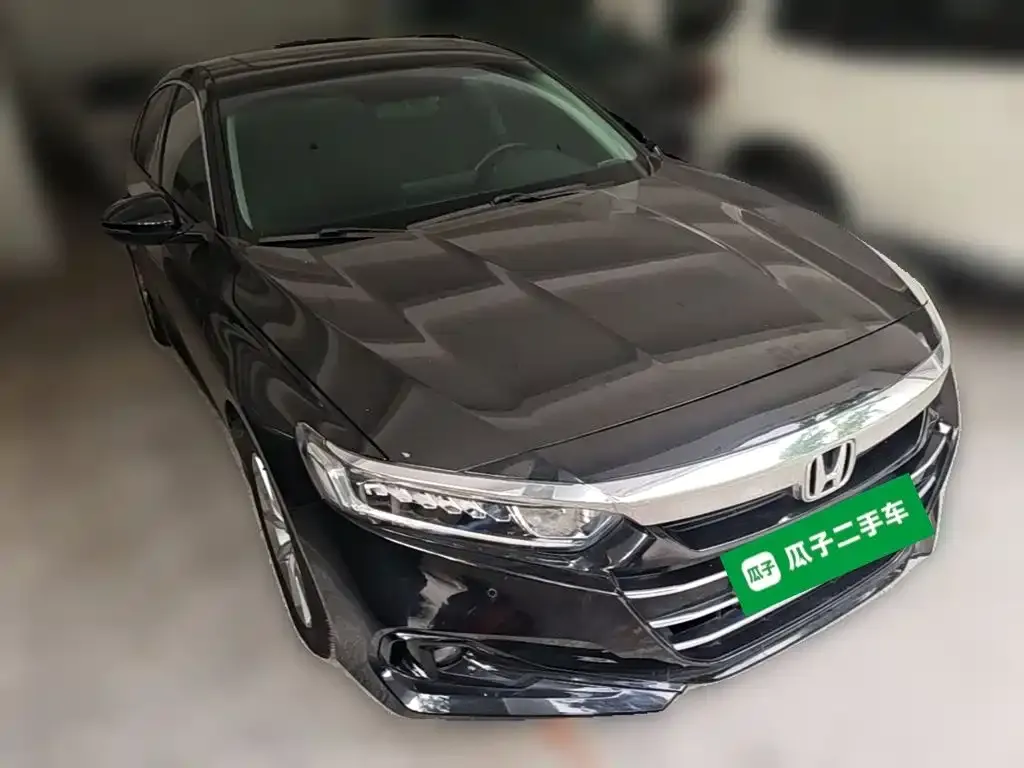 Honda Accord — фото 8