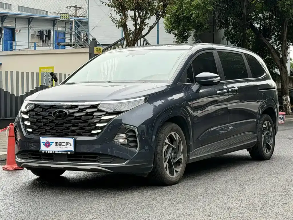 Hyundai Custo — фото 1