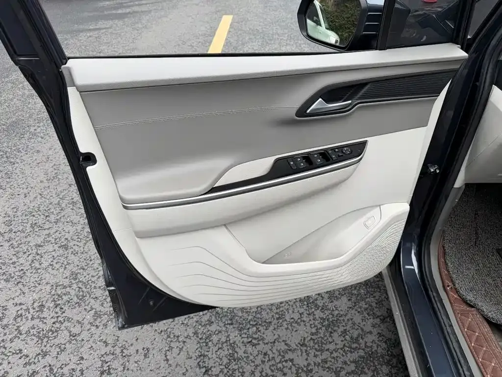 Hyundai Custo — фото 8