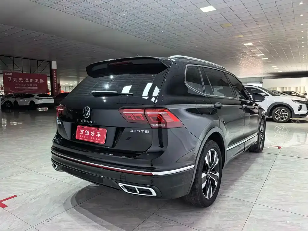 Volkswagen Tiguan L — фото 5