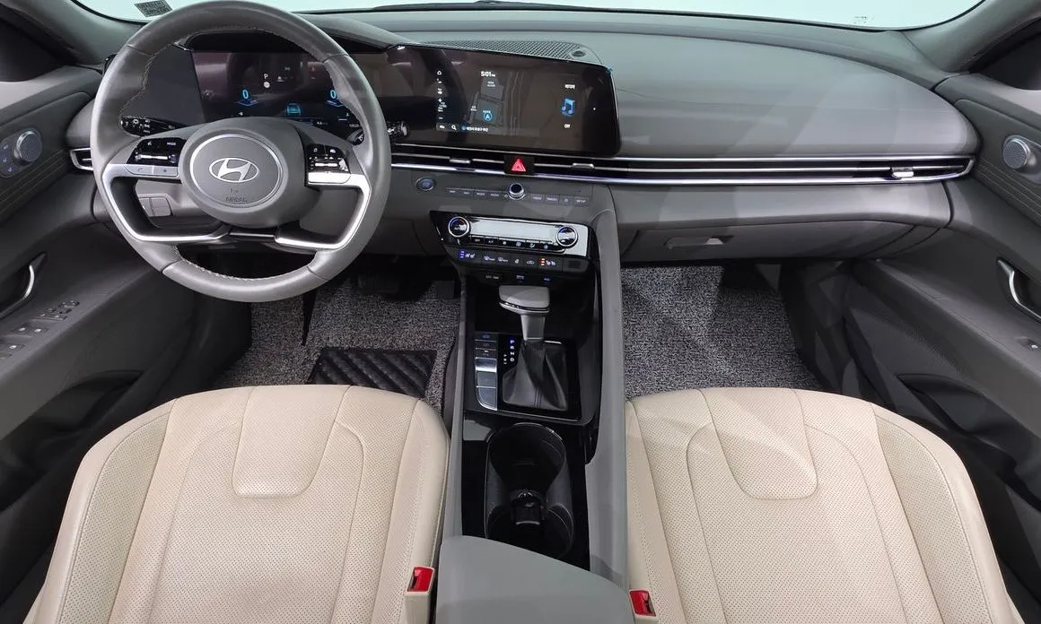 Hyundai AVANTE — фото 4