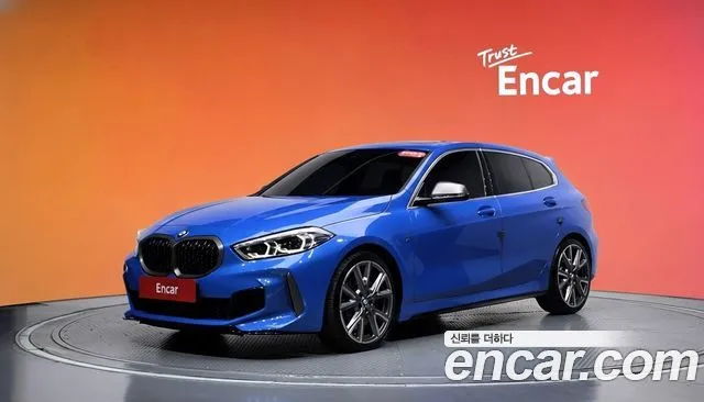 BMW 1-Series — фото 1