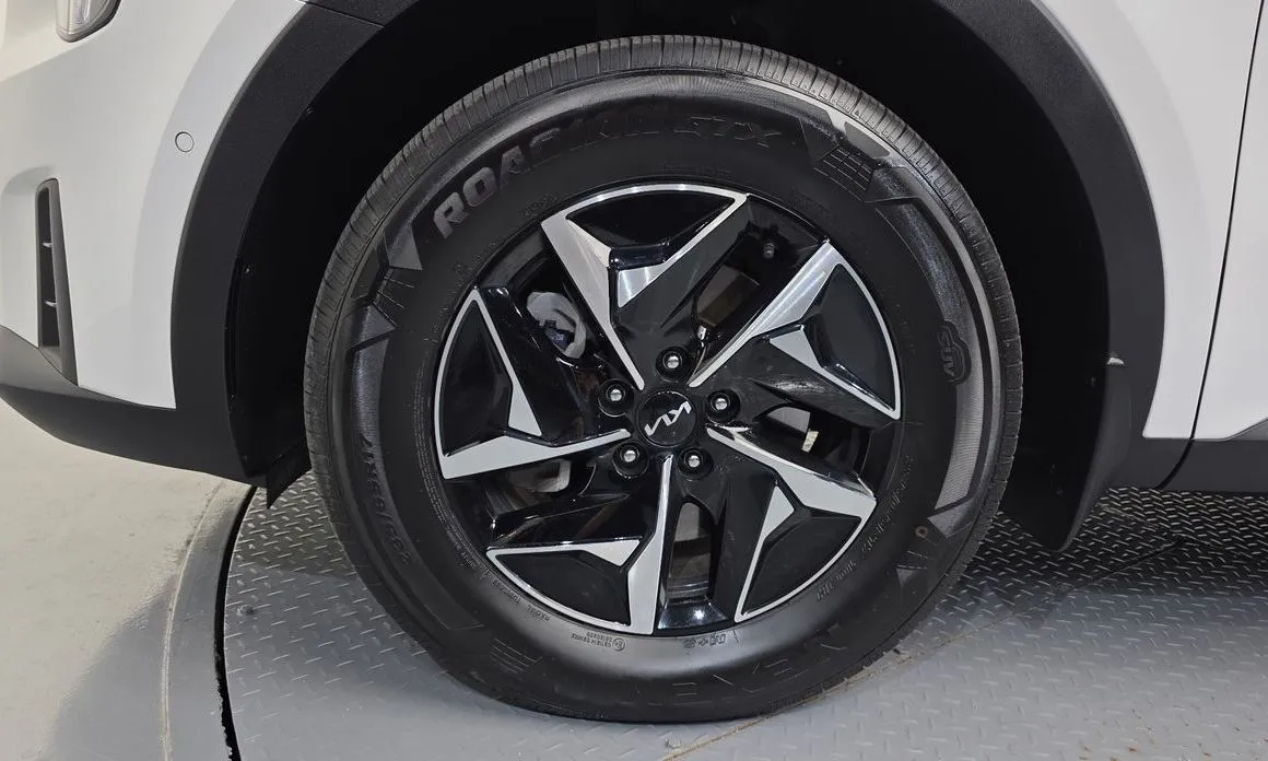 Kia Sorento — фото 6