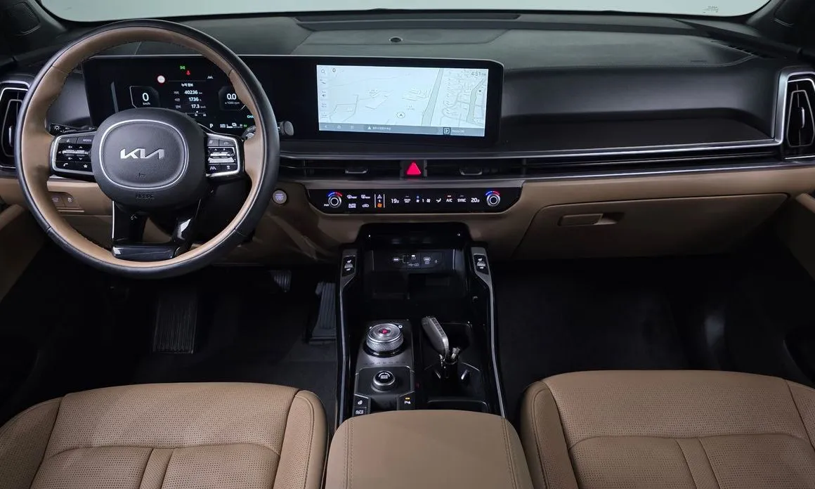 Kia Sorento — фото 10