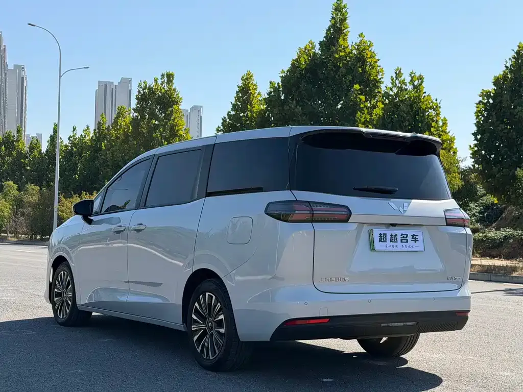 Wuling Xingguang 730 New Energy — фото 10