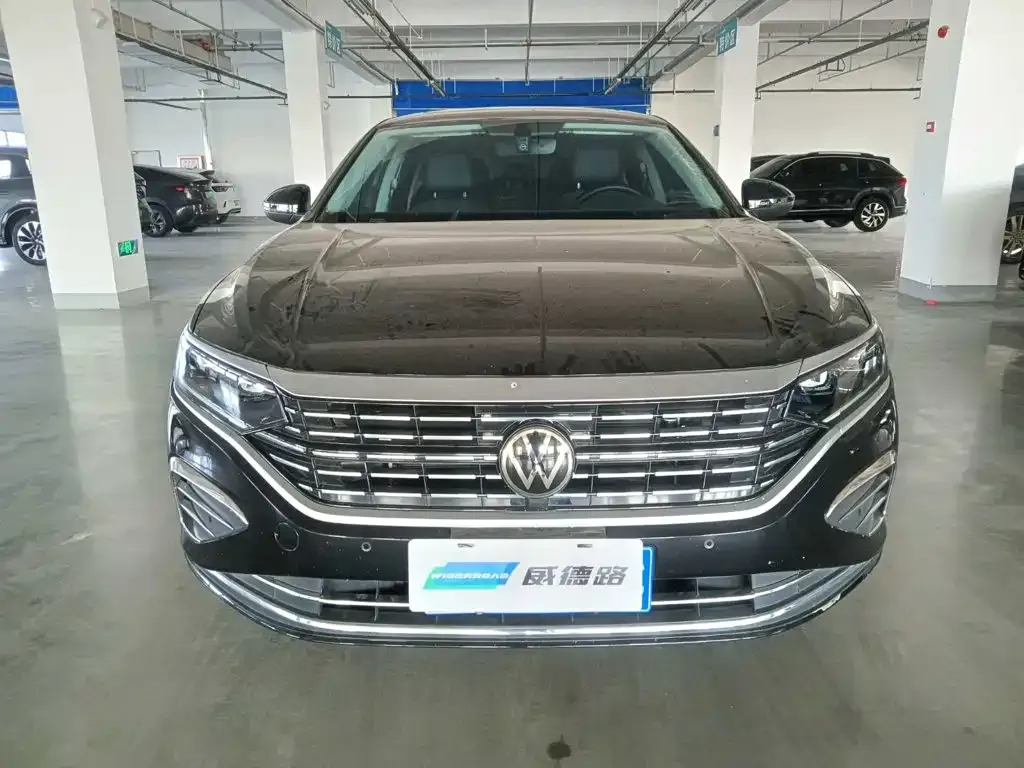 Volkswagen Passat — фото 7