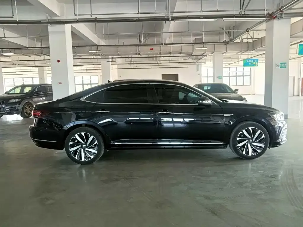 Volkswagen Passat — фото 2