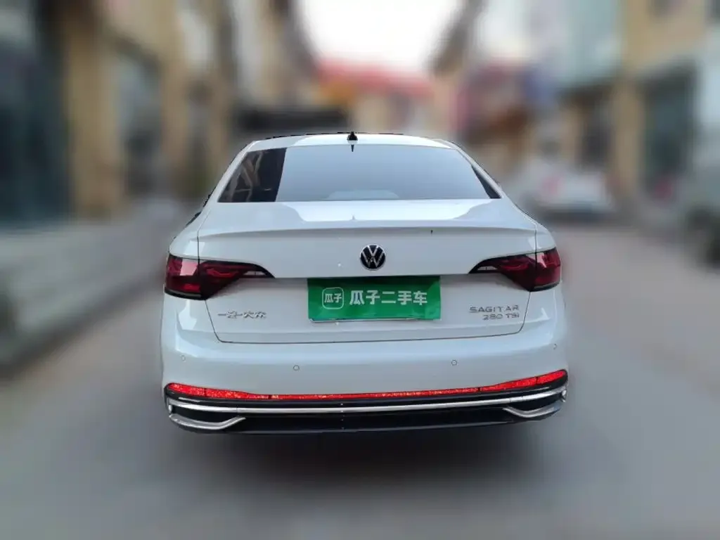Volkswagen Sagitar — фото 5