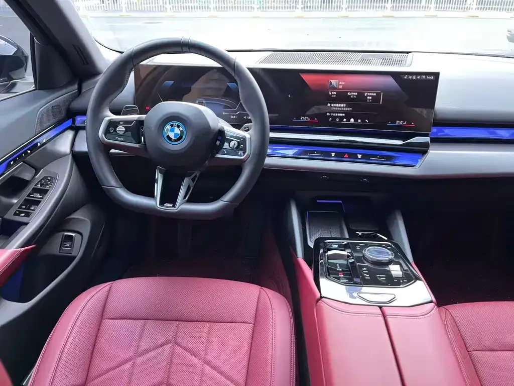 BMW i5 — фото 9
