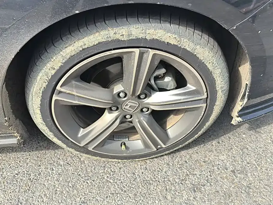 Honda Accord — фото 5
