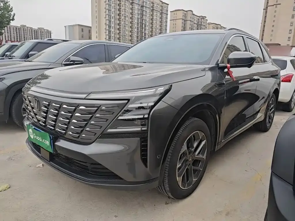 Changan CS75 PLUS — фото 1