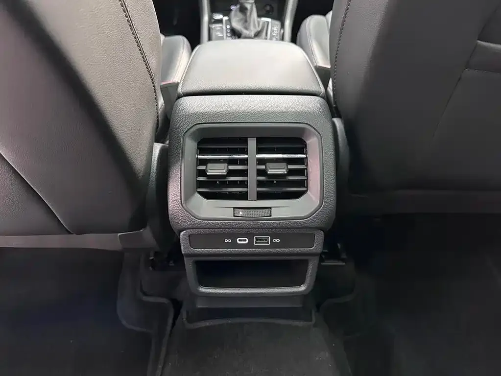 Volkswagen Tharu — фото 10