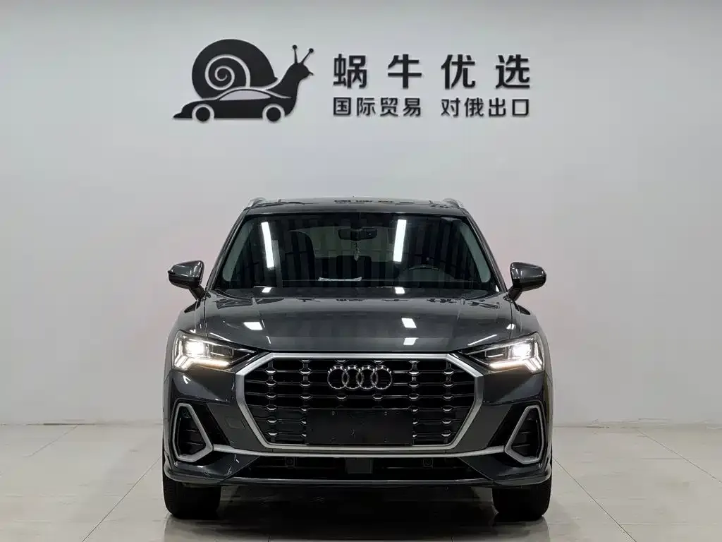 Audi Q3 — фото 10