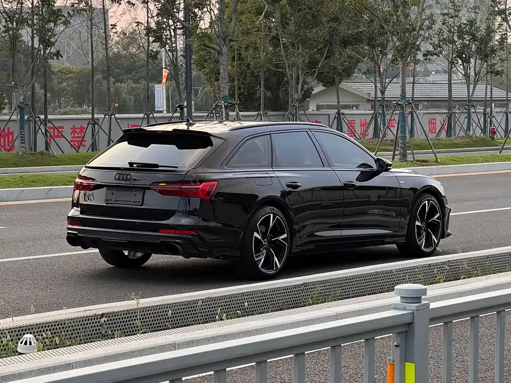 Audi A6 (Import) — фото 4