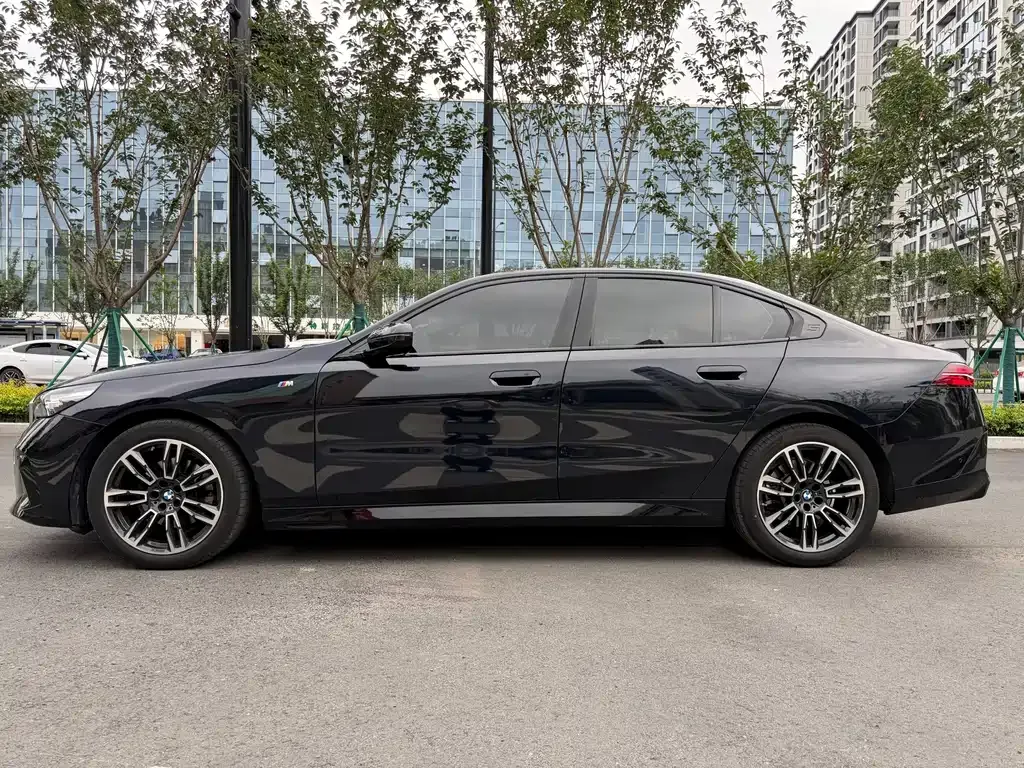 BMW 5 Series (Import) — фото 5