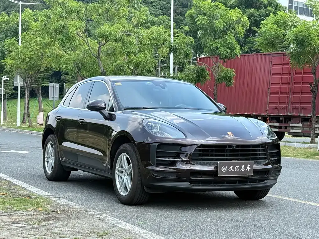 Porsche Macan — фото 10