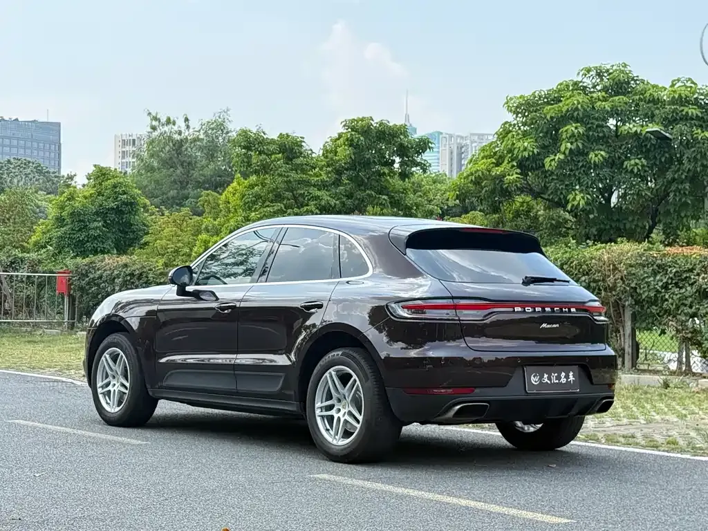 Porsche Macan — фото 5