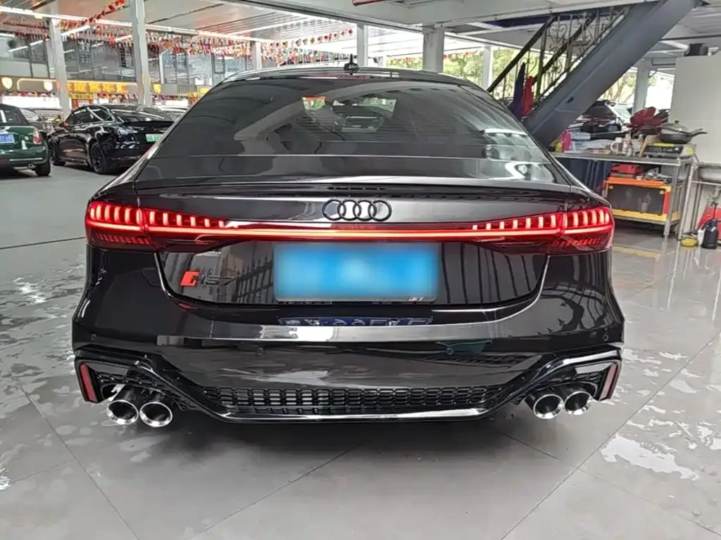 Audi S7 — фото 9
