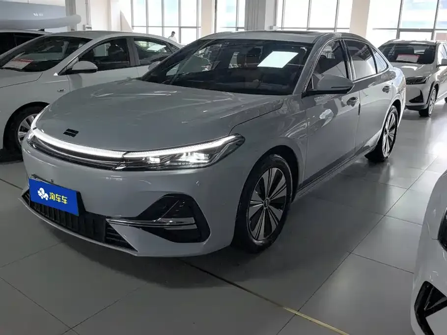 Geely Galaxy A7 EM — фото 1