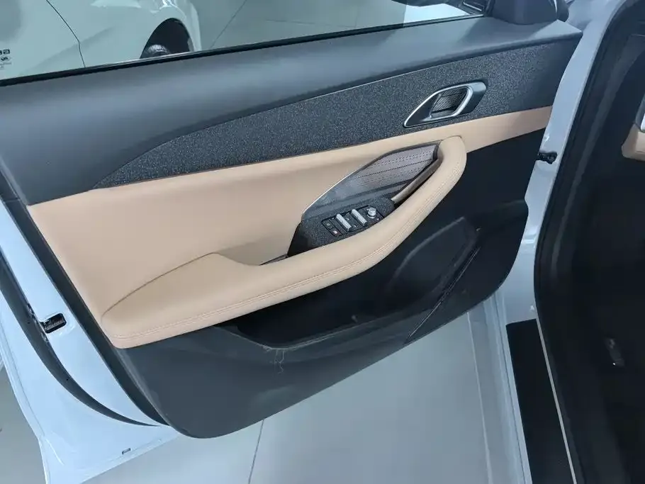 Geely Galaxy A7 EM — фото 3
