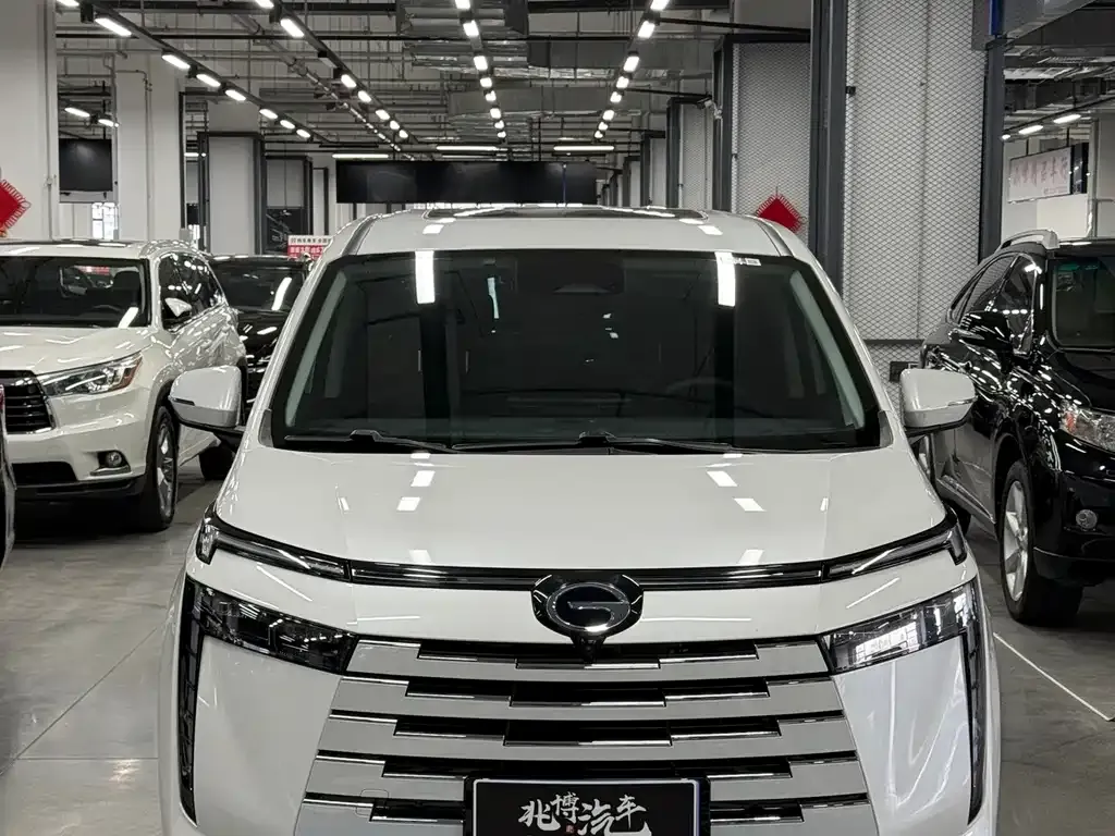 GAC Motor Trumpchi E8 — фото 4