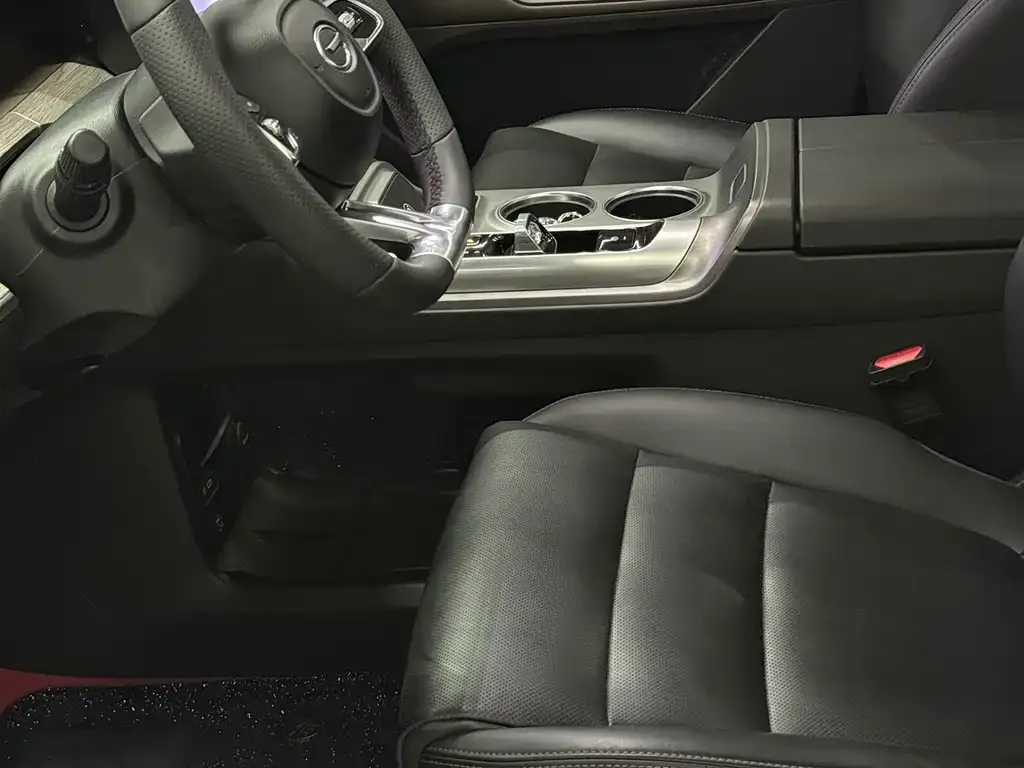 GAC Motor Trumpchi E8 — фото 6
