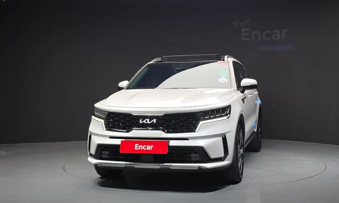Kia Sorento — фото 8
