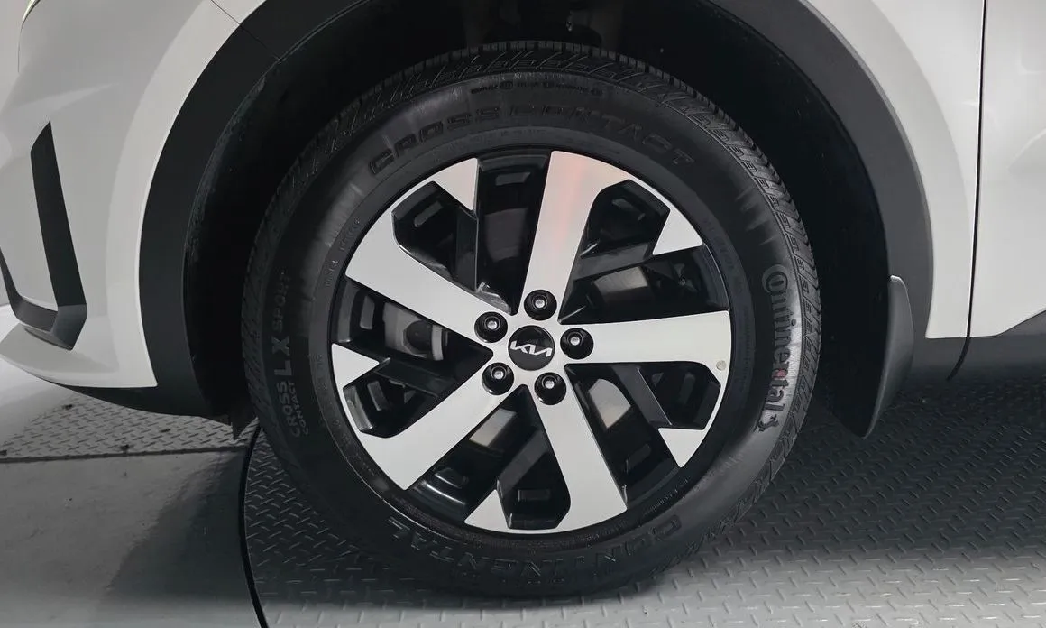 Kia Sorento — фото 4