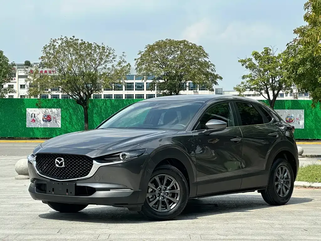 Mazda CX-30 — фото 1