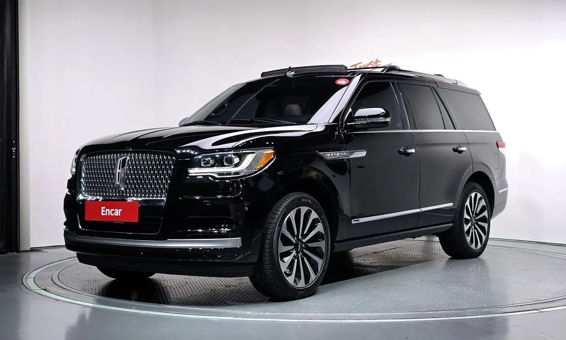 Lincoln Navigator — фото 1