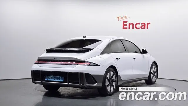 Hyundai Ioniq6 — фото 4