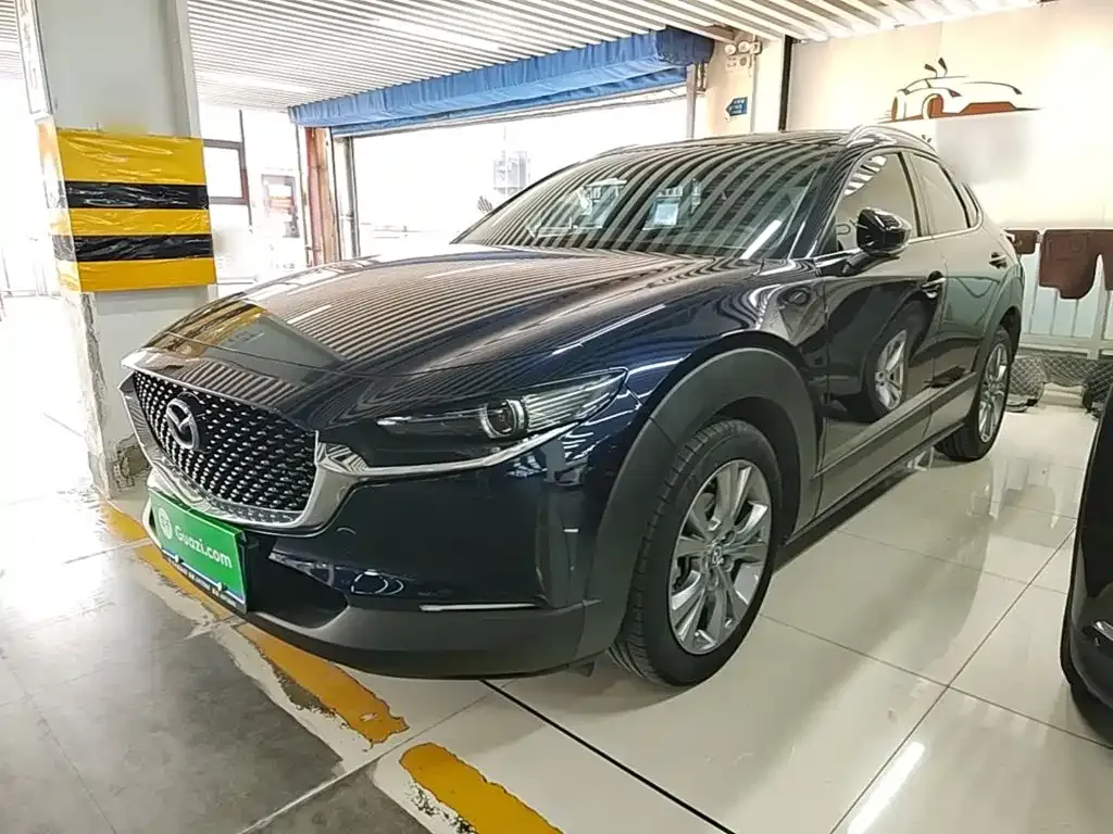 Mazda CX-30 — фото 1