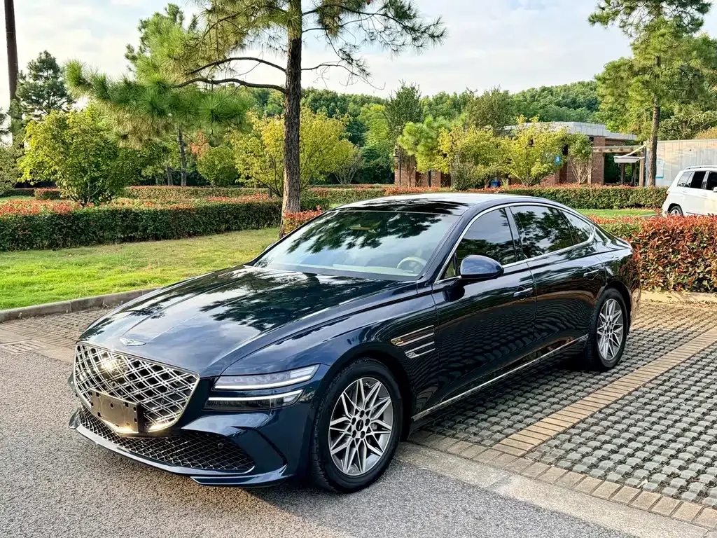 Genesis G80 — фото 1