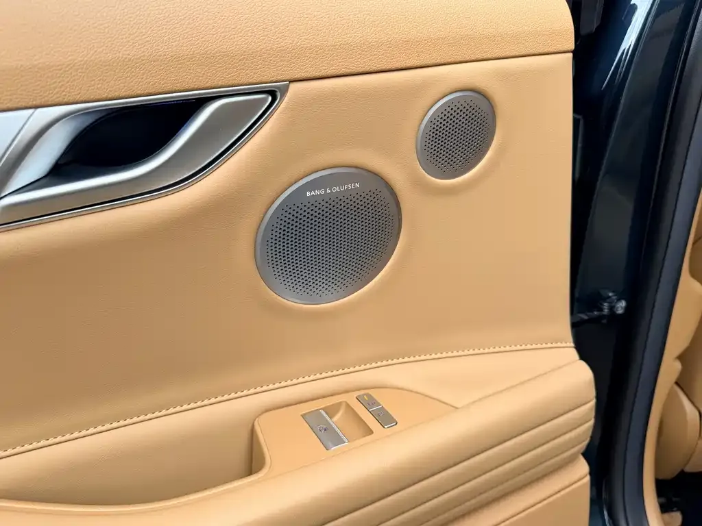 Genesis G80 — фото 7