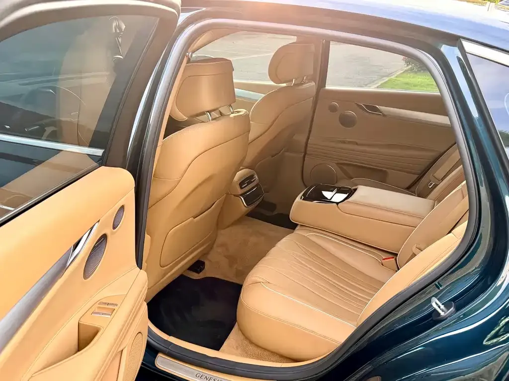 Genesis G80 — фото 3