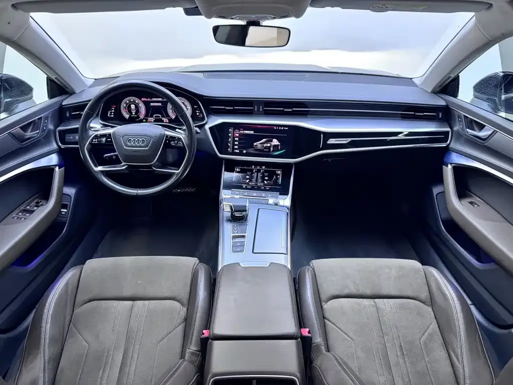 Audi A7L — фото 2