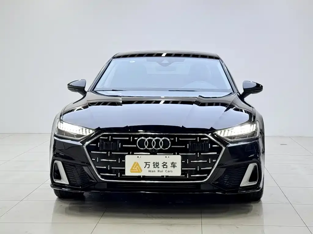 Audi A7L — фото 8