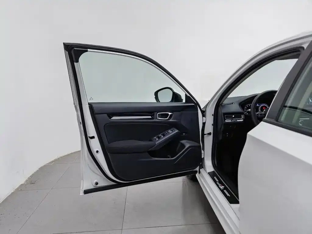 Honda Civic — фото 8