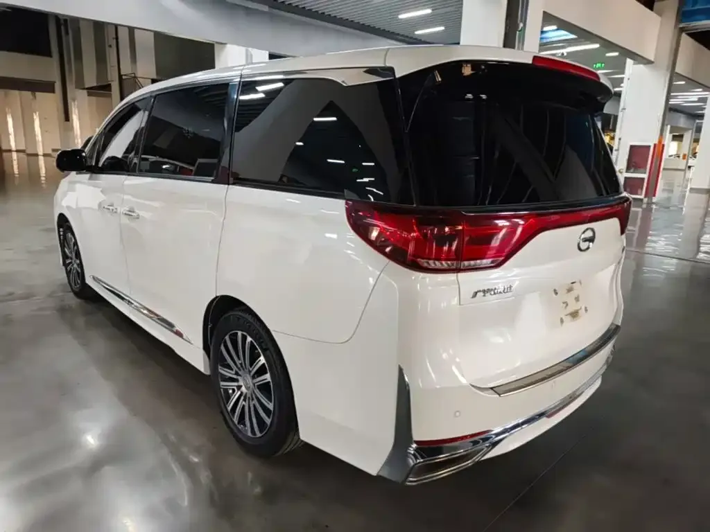 GAC Motor Trumpchi M8 — фото 9