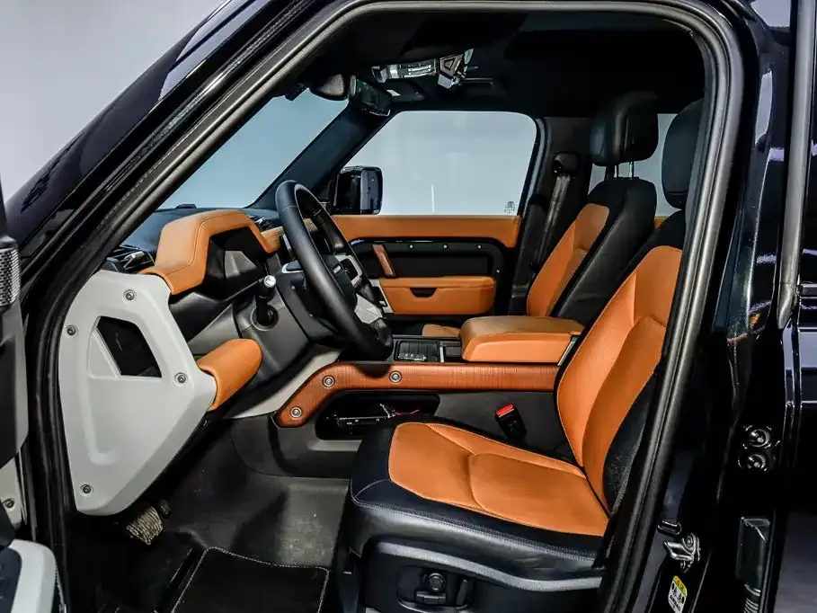 Land Rover Defender — фото 6
