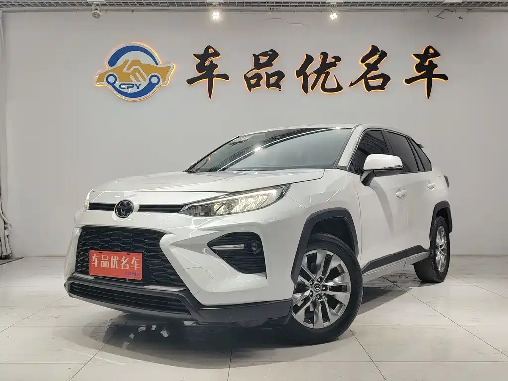 Toyota Wildlander — фото 1