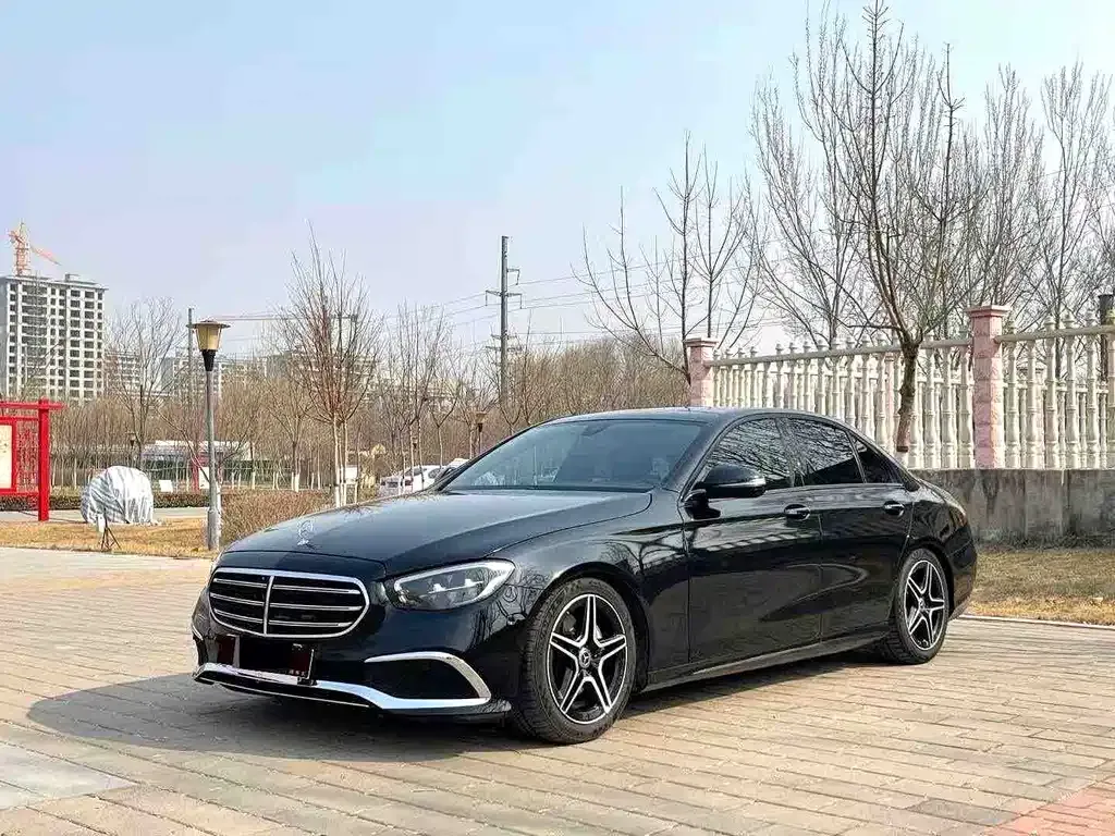 Mercedes-Benz E-Class (Import) — фото 1