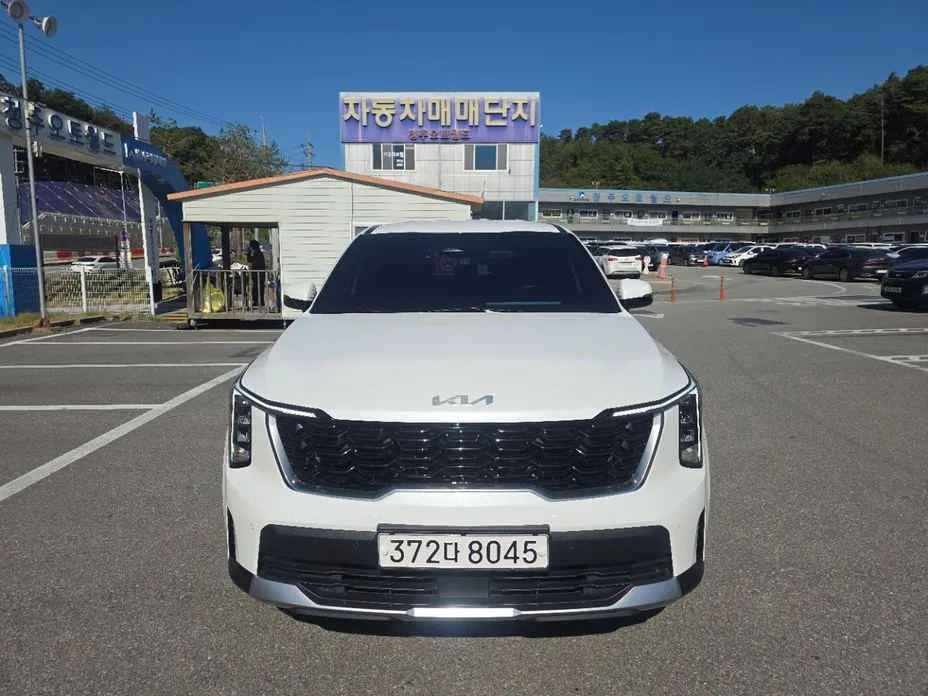 Kia Sorento — фото 1